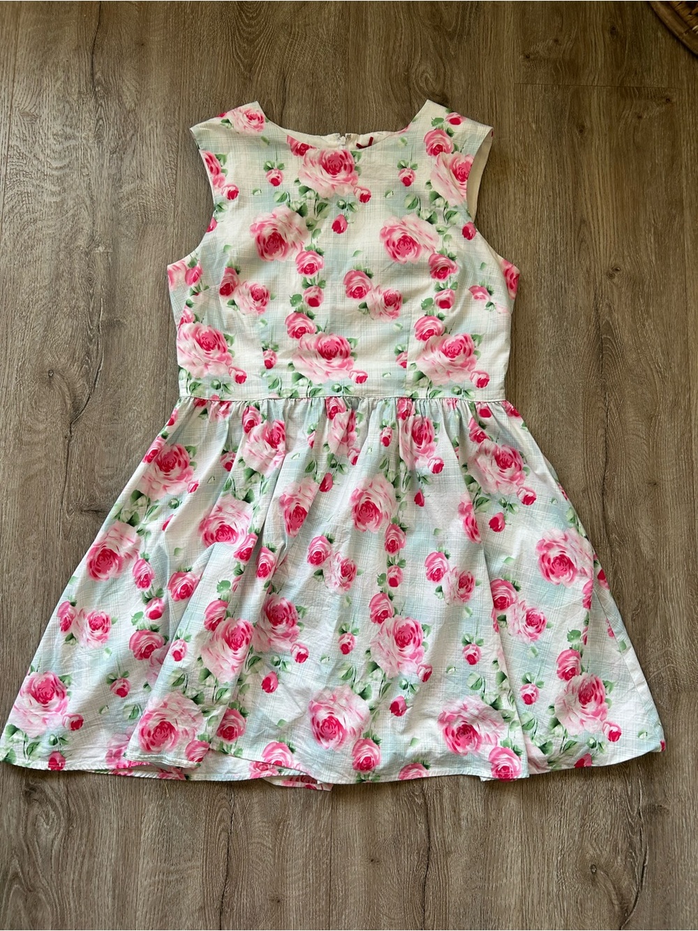Hell Bunny Floral White Dress with Pink Vintage Rose Print and Pockets